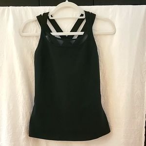 Lululemon tank top w. Built in bra double cross back straps